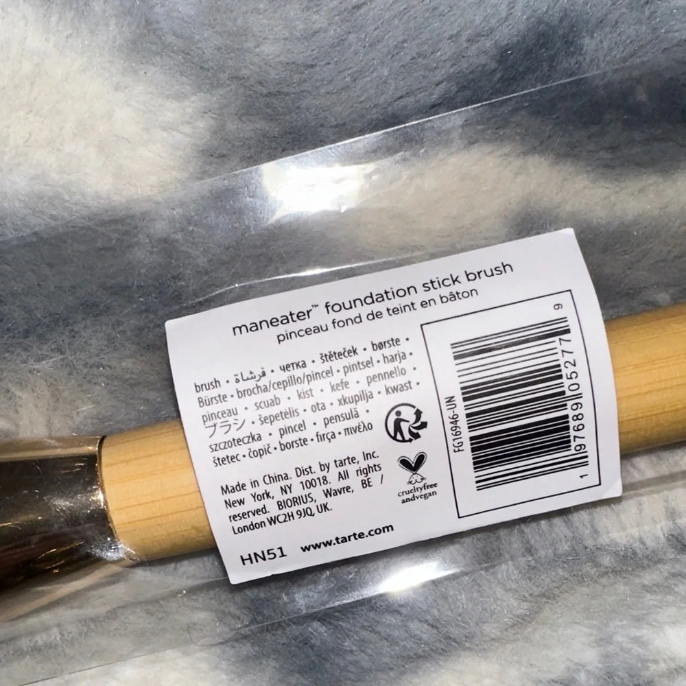 Tarte Maneater Foundation Stick Brush - NEW
